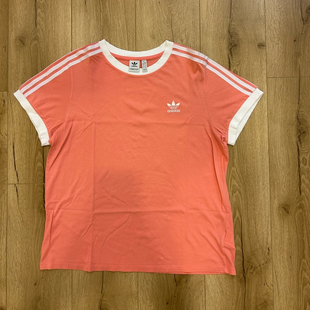 Adidas Tee shirt
